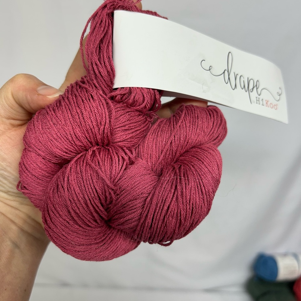 Hi Koo drape Yarn 1 skein Color-Mauve/#4002, lot#1, 100% Rayon, discontinued NEW
